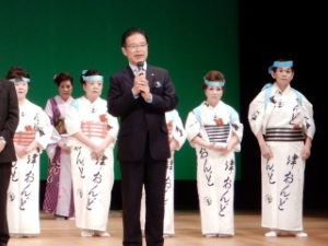 写真:チャリティ民踊・舞踏まつり