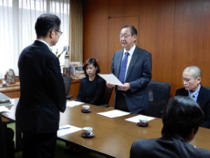 写真：私立保育園連絡協議会との懇談会