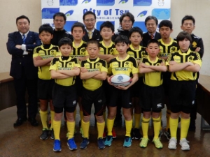 写真：ラグビー全国大会出場選手来訪