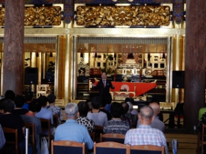 写真:「御影堂・如来堂」国宝指定一周年記念式典