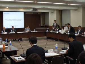 写真:高齢者有識者会議