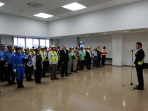 写真:交通安全出発式1