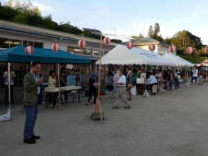 写真：コスモス夏祭り