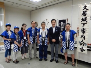 写真：久居のようす