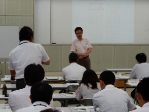 写真：新任担当主幹級研修