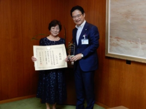 写真：男女共同参画社会づくり功労者来訪