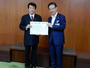 写真:安全安心なまちづくり寄附贈呈式2