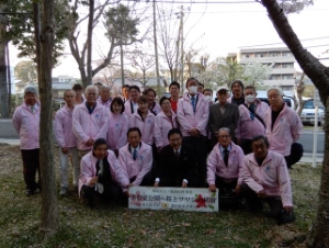 写真:津中央ライオンズクラブ桜・ツツジ植樹式2