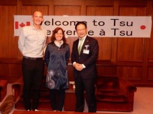 写真:カナダレスリング協会役員