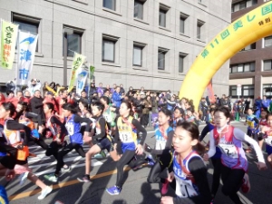 写真：第11回美し国三重市町対抗駅伝2