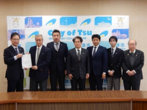 写真：三重県建築事務所協会役員