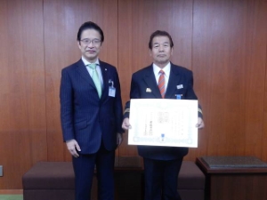 写真：藍綬褒章 受章者