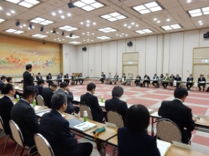 写真：三師会との意見交換会