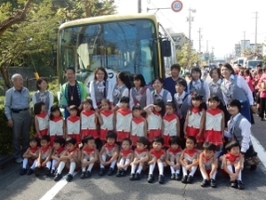 写真：津まつり各会場、大パレード 激励2