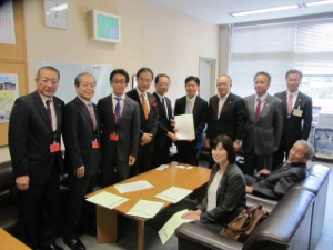 写真：石川雄一道路局長