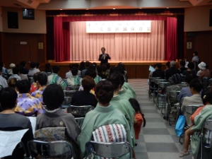 写真：日本民踊ゆかた会