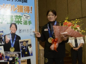 写真：レスリング世界選手権優勝報告4