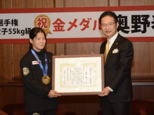 写真：レスリング世界選手権優勝報告5