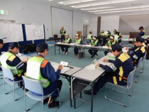 写真:テロ対策訓練1
