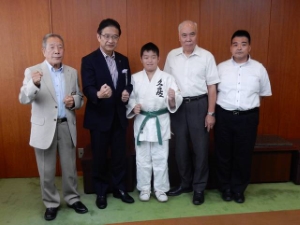 写真:全国小学生学年別柔道大会出場選手