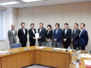 写真：三重県議会会派「新政みえ」