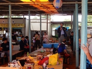 写真：三重県印刷工業組合津支部たて干し