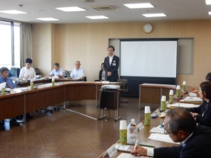 写真：津市景観審議会委員委嘱状交付式2