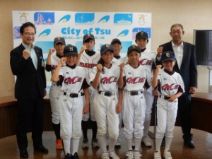 写真：全日本女子軟式野球大会 出場選手