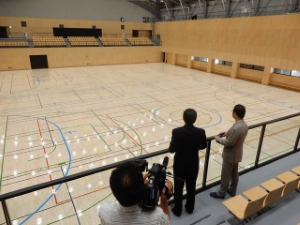 写真：津市・産業スポーツセンター引渡式4