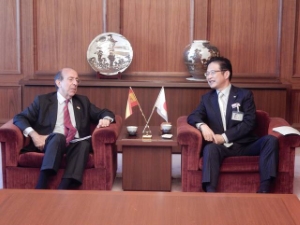 写真:駐日スペイン国大使館 ゴンサロ・デ・ベニート特命全権大使