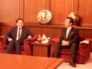 写真:鎮江市人才工作訪日団・鎮江市経済交流視察団1