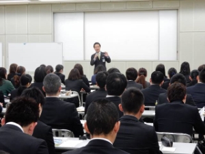 写真：新規採用職員研修