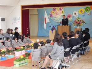 写真：椋本幼稚園終了証書授与式