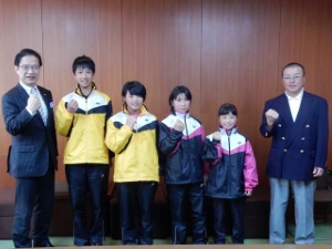 写真:全国小学生ソフトテニス大会 出場選手