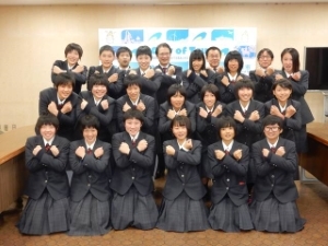 写真:津商業高等学校 全国大会出場選手