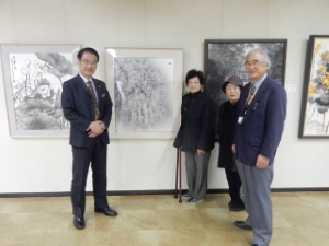 写真:芳墨会合同水墨画展