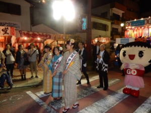 写真:市民総踊り2