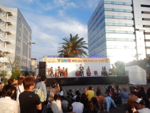 写真:津まつりフェニックス東ステージ