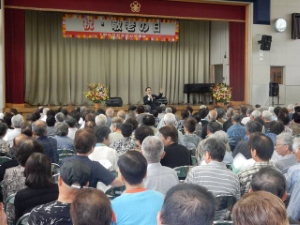 写真:地区敬老会3