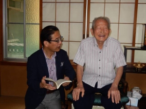 写真:市内男性最高齢者