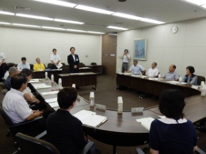 写真:津市スポーツ推進審議会委員委嘱式2