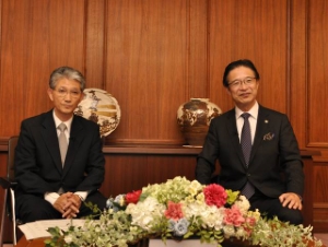 写真:市長対談1