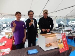 写真:津ぎょうざ祭りin道の駅津かわげ2