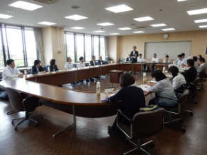 写真:津市地域自立支援協議会委員委嘱式2