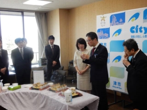 写真:中勢北部サイエンスシティ立地協定調印式2