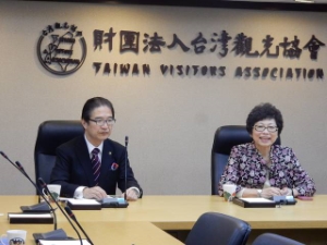 写真:賴瑟珍会長と会談