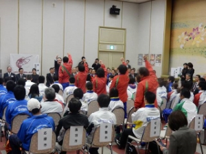 写真:第9回美し国三重市町対抗駅伝開会式、市町交流会1