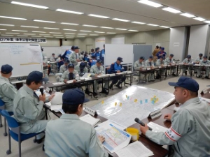 写真:津市災害対策図上訓練2