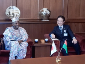 写真:フランソワ・ウビダ特命全権大使1