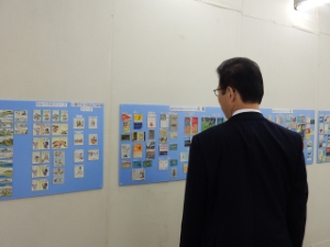 写真：「広告マッチラベルから見た昭和の津の商店」企画展